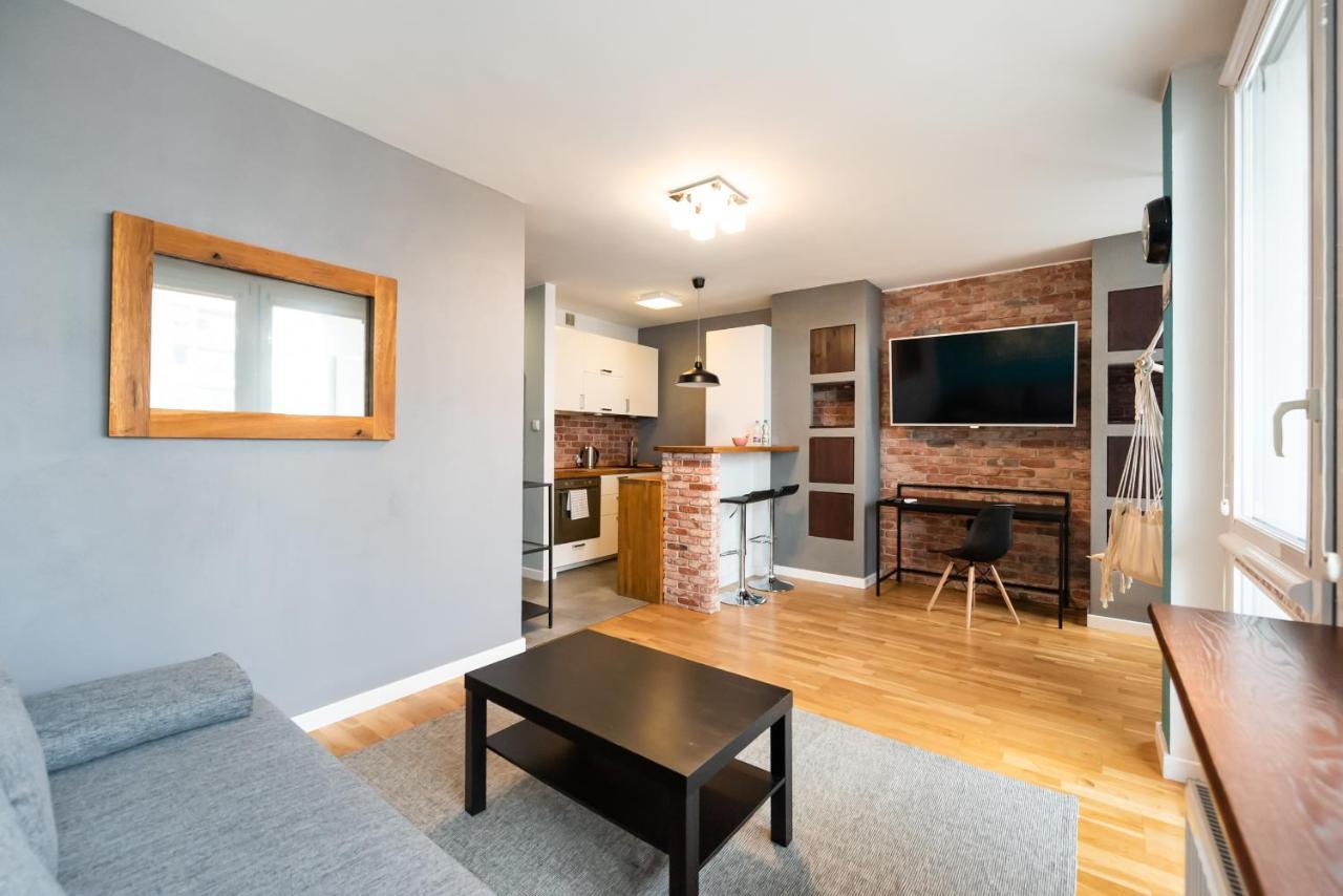 Ratusz Arsenal Modern City Apartment Варшава Екстер'єр фото